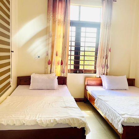 Bed and Breakfast Lam Dao House Dong Hoi Exterior foto