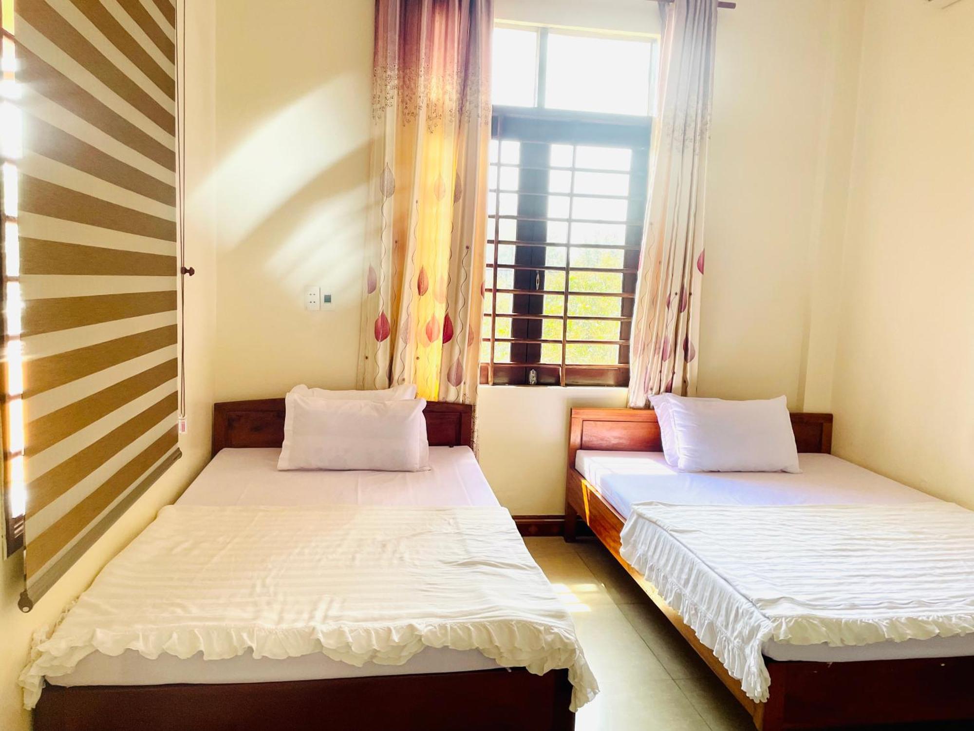 Bed and Breakfast Lam Dao House Dong Hoi Exterior foto